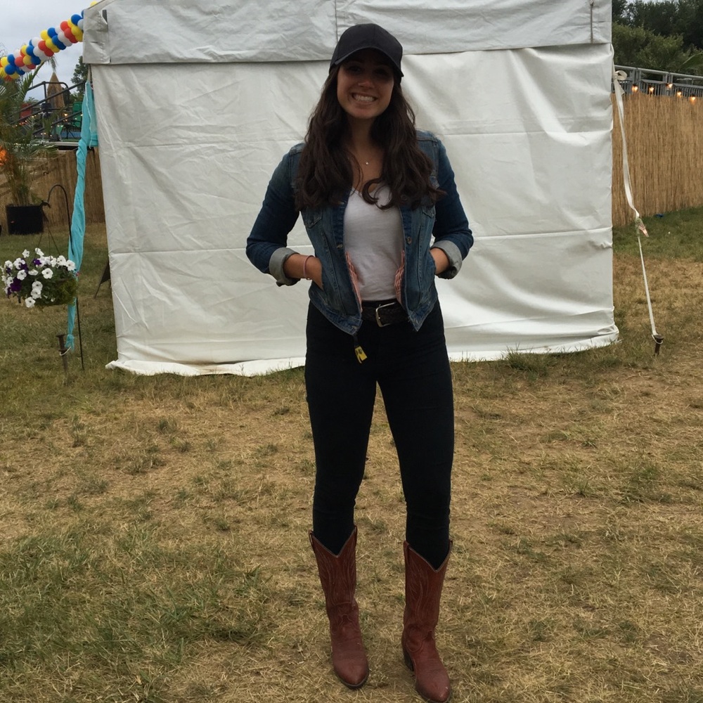 Meet your Posher, Jenna